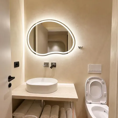 Luxuria Center Apartament *